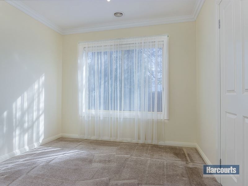 2/5 Karrala Court, Drouin VIC 3818