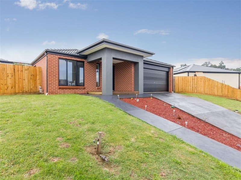 19 Wordsworth Court, Drouin VIC 3818