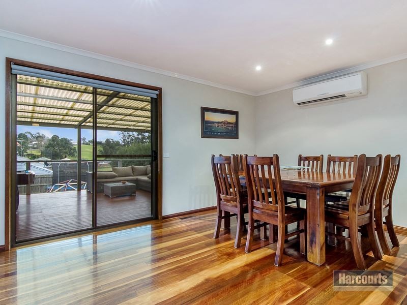 11 Bennett Street, Drouin VIC 3818