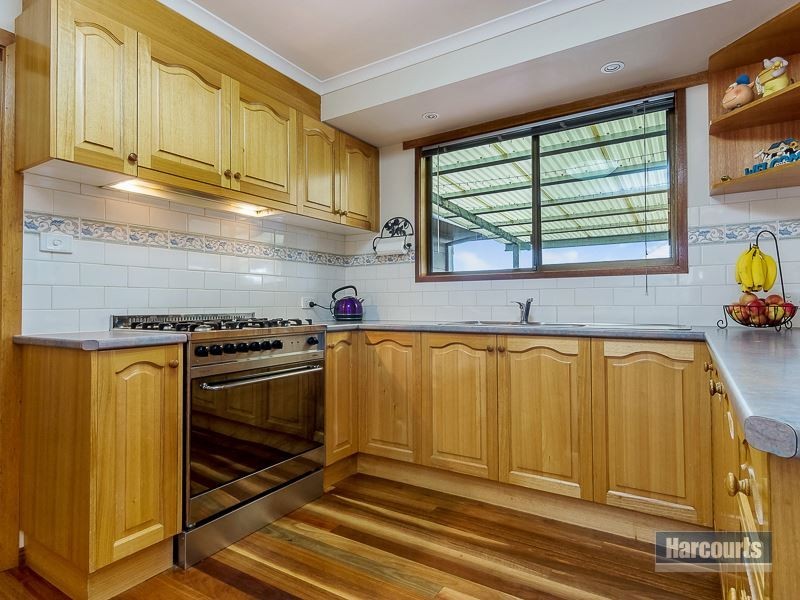 11 Bennett Street, Drouin VIC 3818