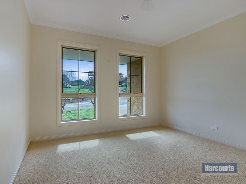 2 Golf View Court, Drouin VIC 3818