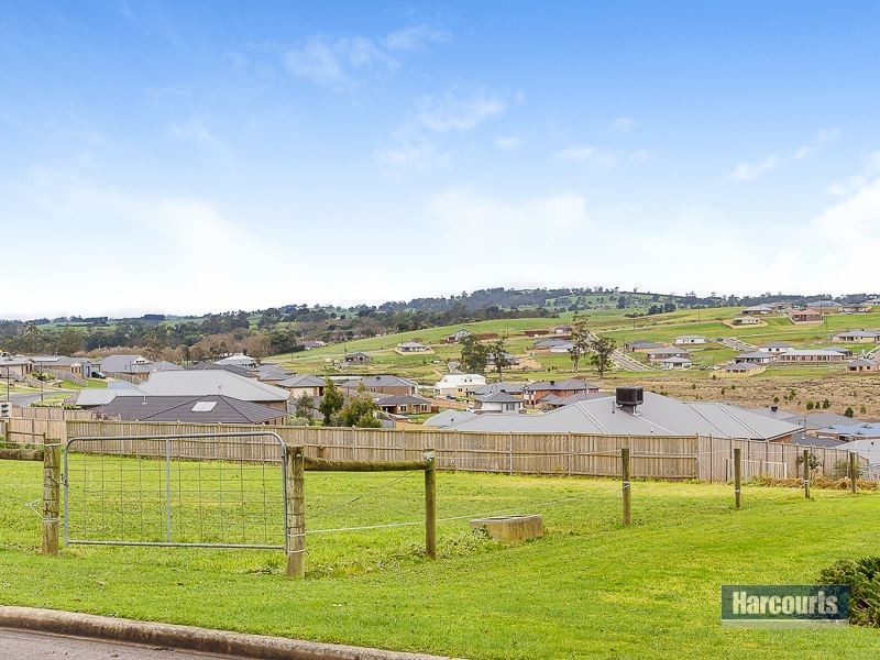 13 Gerrard Street, Drouin VIC 3818