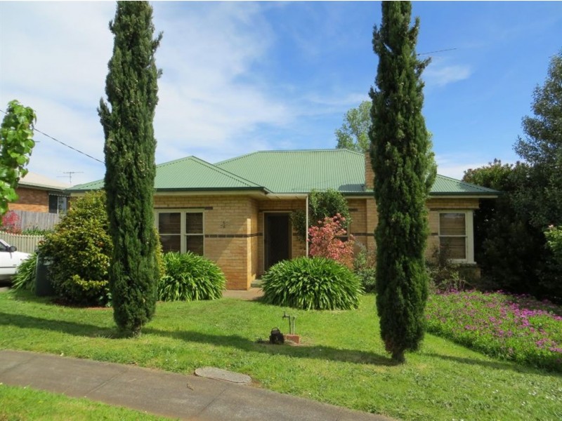 1 Balmoral Crescent, Drouin VIC 3818