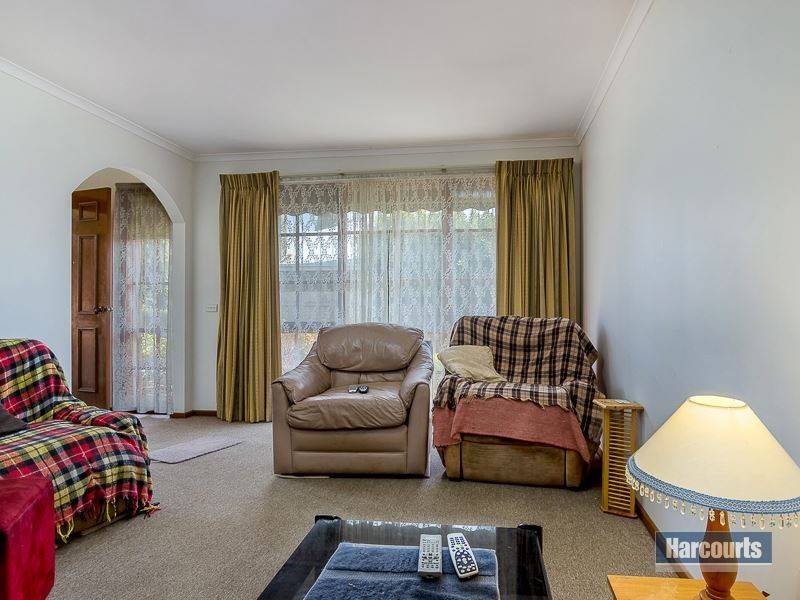 2/7 Princes Way, Drouin VIC 3818