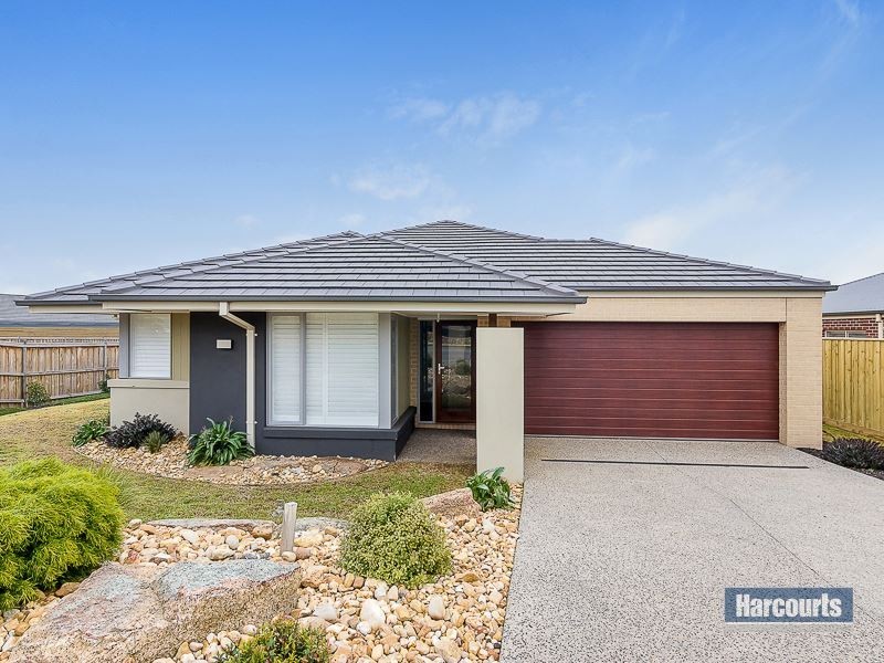 112 Jackson Drive, Drouin VIC 3818
