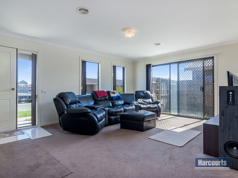 32 Burnnett Court, Longwarry VIC 3816