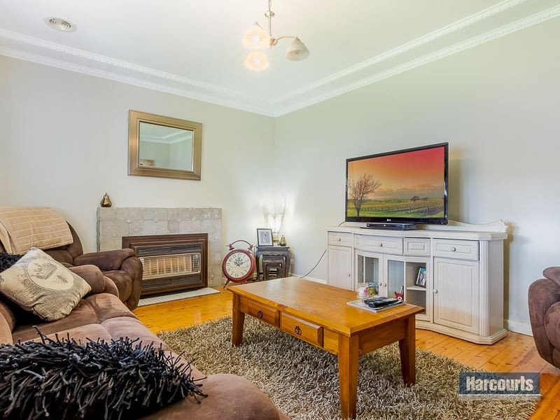18 Fairchild Street, Drouin VIC 3818