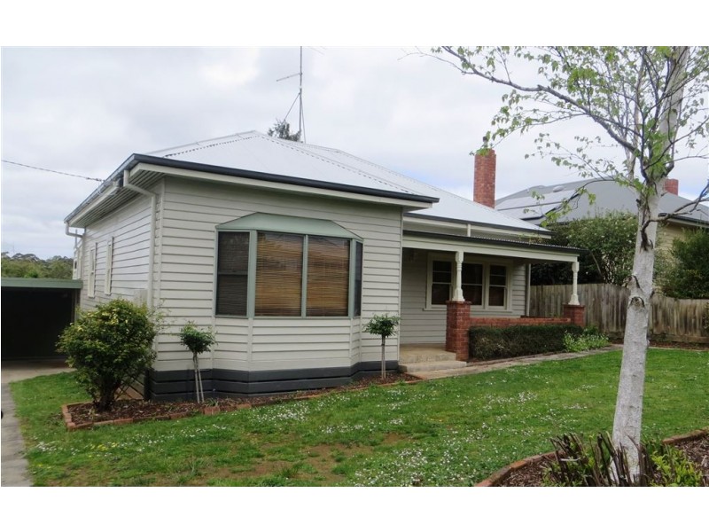 24 Buln Buln Road, Drouin VIC 3818