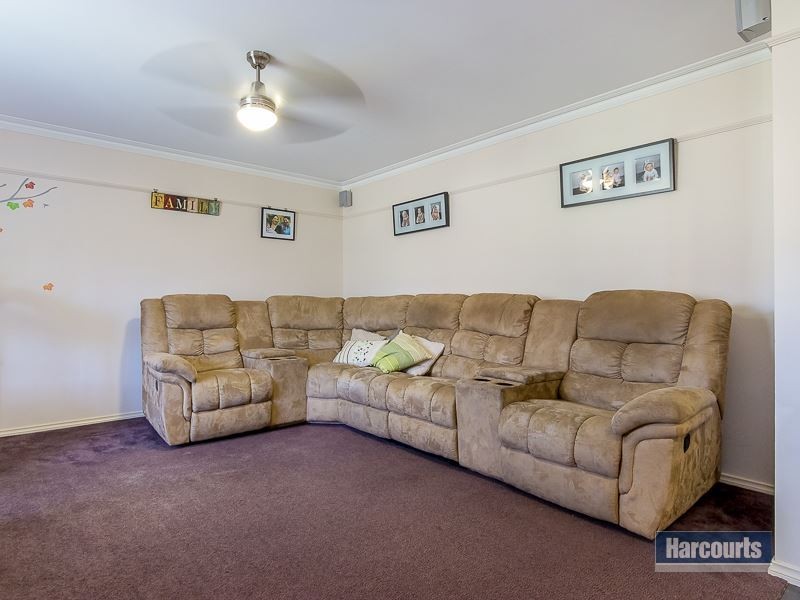 27 Springwater Drive, Drouin VIC 3818