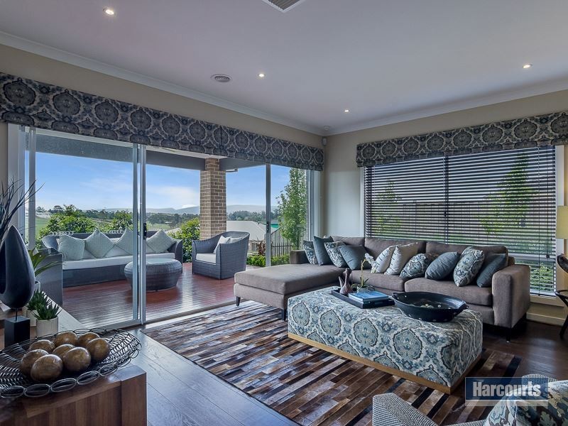 116 Jackson Drive, Drouin VIC 3818