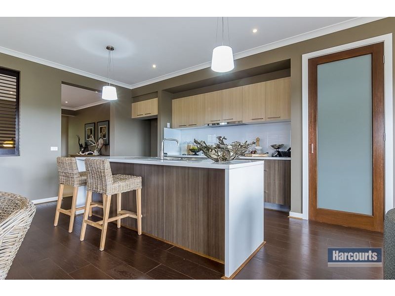 116 Jackson Drive, Drouin VIC 3818