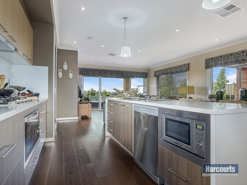 116 Jackson Drive, Drouin VIC 3818