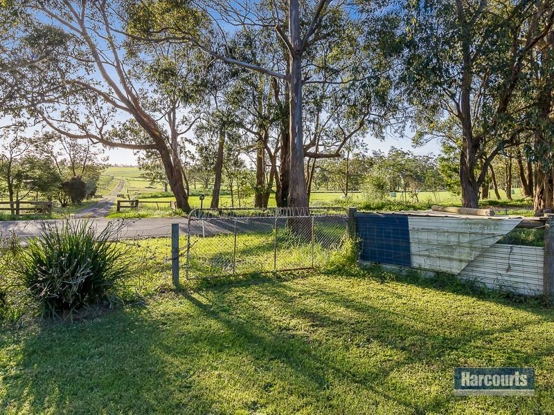 63 Fairway Drive, Drouin VIC 3818