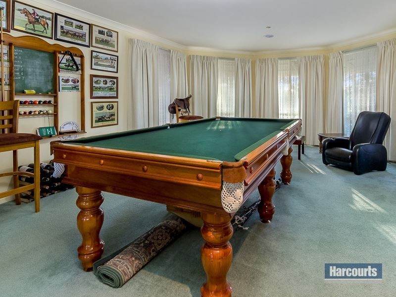 63 Fairway Drive, Drouin VIC 3818