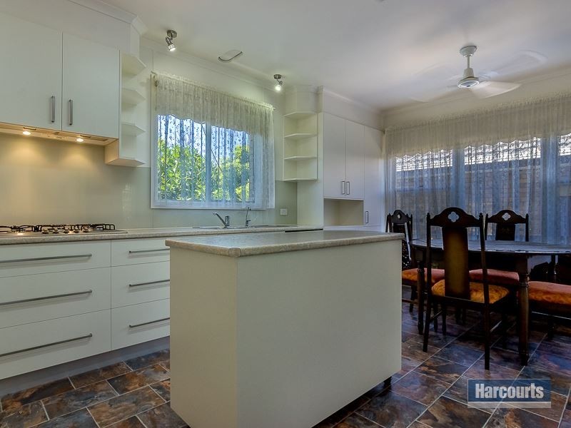 13 McNeilly Road, Drouin VIC 3818