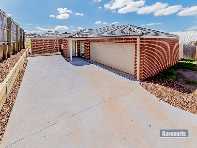 2/73 Victoria Street, Drouin VIC 3818