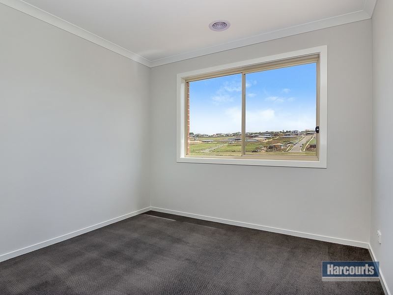 2/73 Victoria Street, Drouin VIC 3818