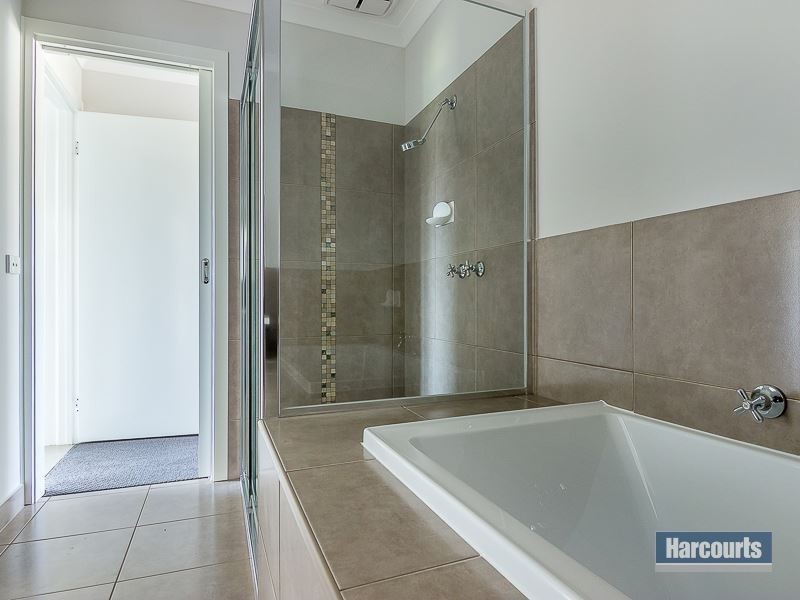 2/73 Victoria Street, Drouin VIC 3818