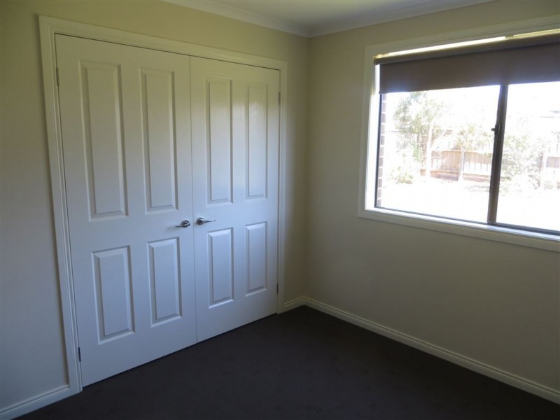 3 Miller Close, Drouin VIC 3818