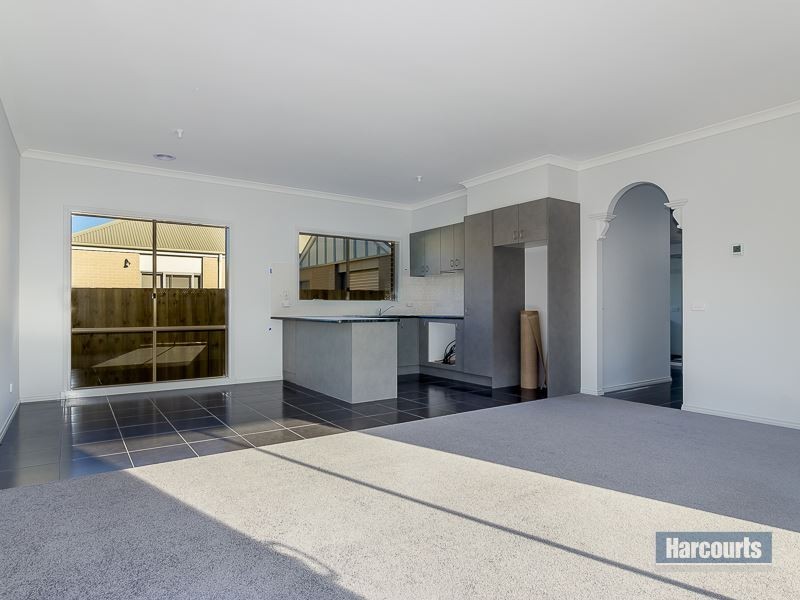 114 Cook Street, Drouin VIC 3818