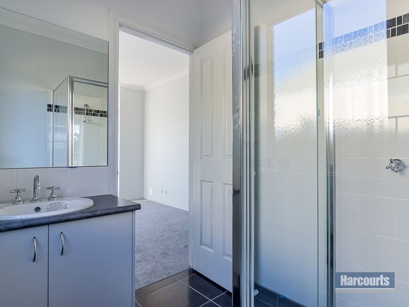 114 Cook Street, Drouin VIC 3818