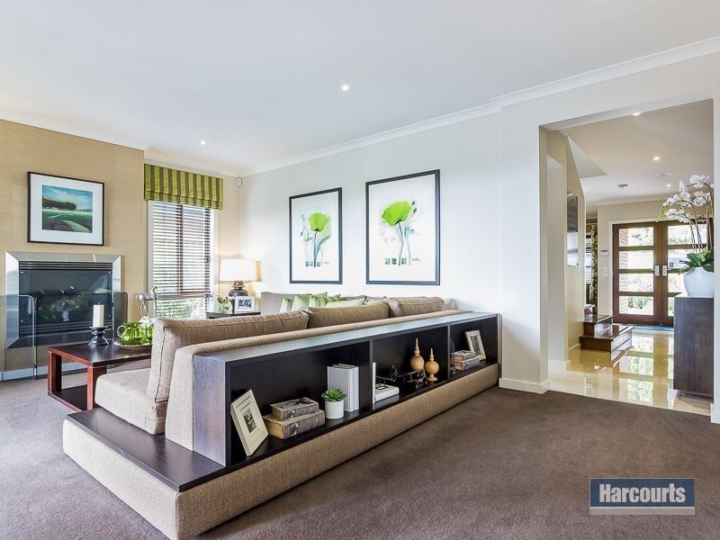 118 Jackson Drive, Drouin VIC 3818