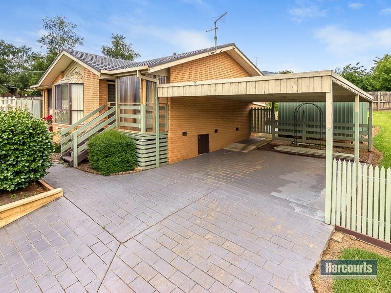 33 Hopetoun Road, Drouin VIC 3818