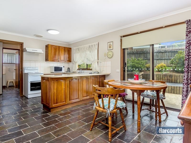 33 Hopetoun Road, Drouin VIC 3818