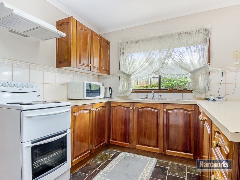 33 Hopetoun Road, Drouin VIC 3818