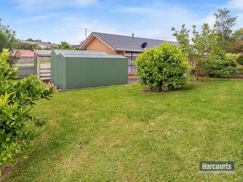 33 Hopetoun Road, Drouin VIC 3818