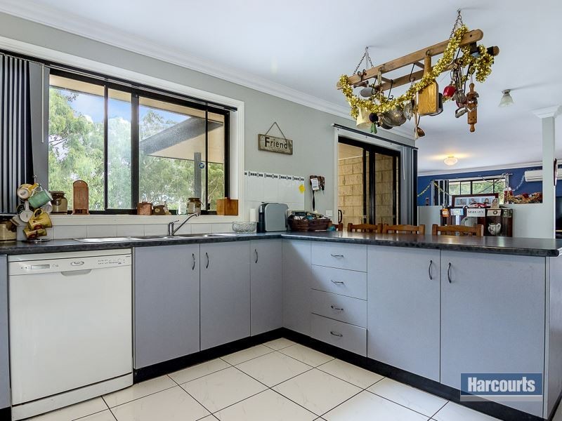 146 Shillinglaw Road, Drouin VIC 3818