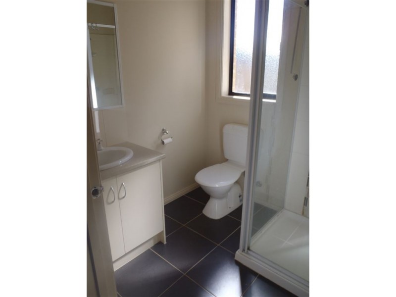 4 Richie Court, Drouin VIC 3818