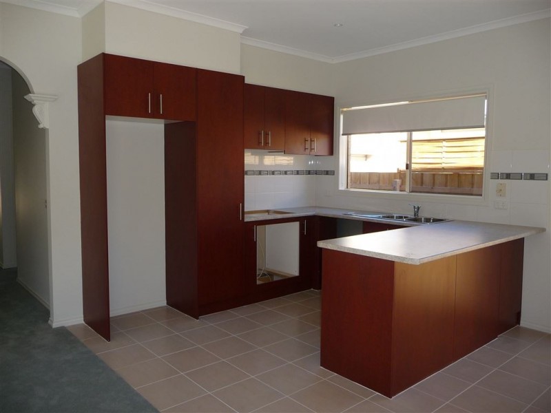 69 Main South Road, Drouin VIC 3818