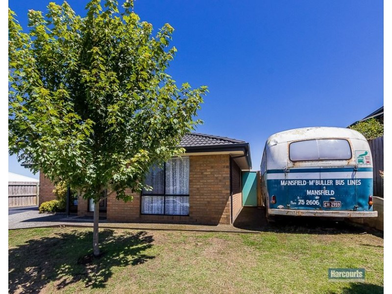 55 Springwater Drive, Drouin VIC 3818