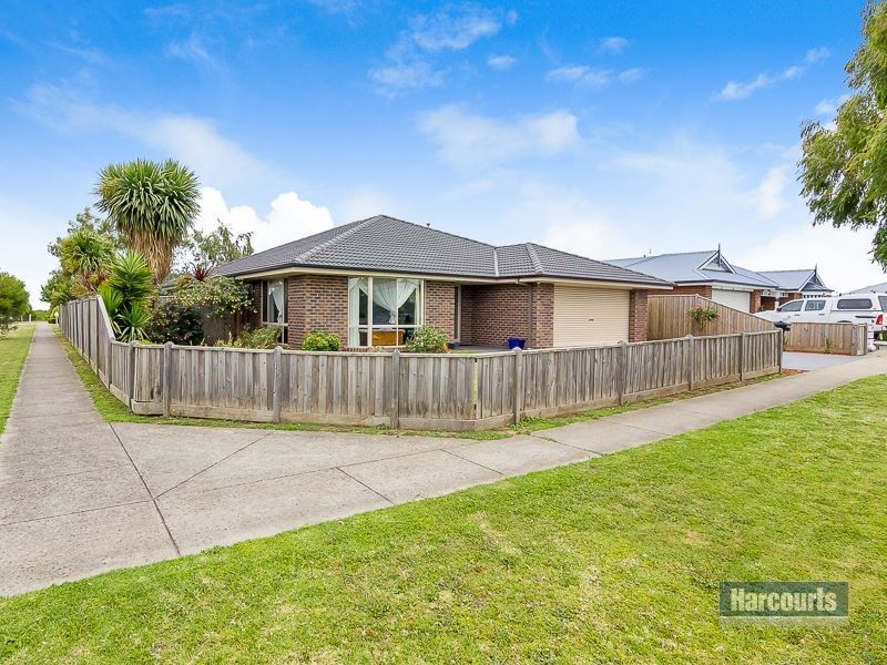 29 Norman Road, Drouin VIC 3818