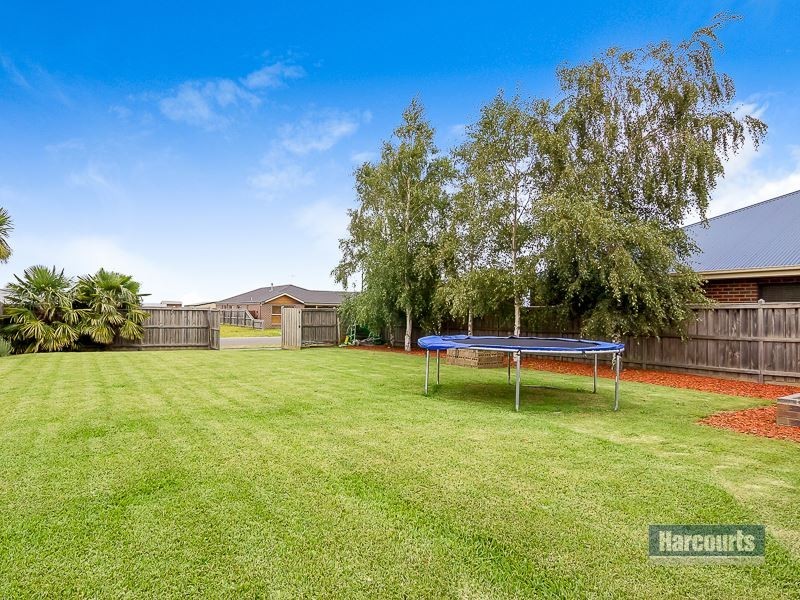 29 Norman Road, Drouin VIC 3818