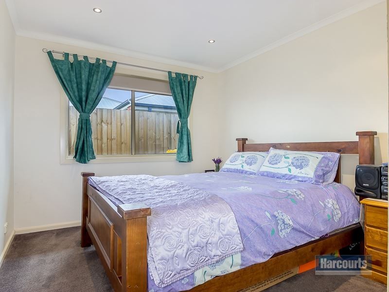 29 Norman Road, Drouin VIC 3818