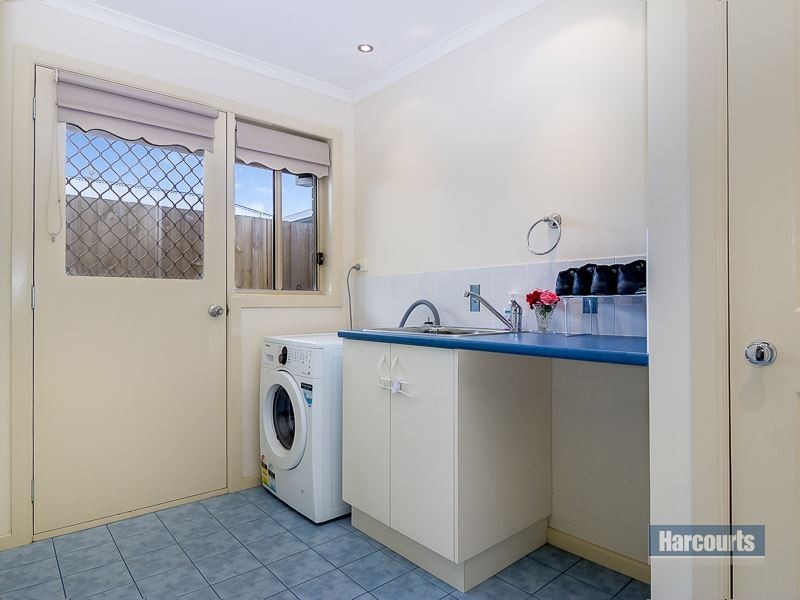 29 Norman Road, Drouin VIC 3818