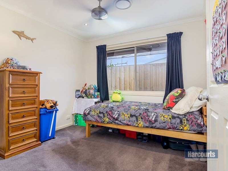 29 Norman Road, Drouin VIC 3818