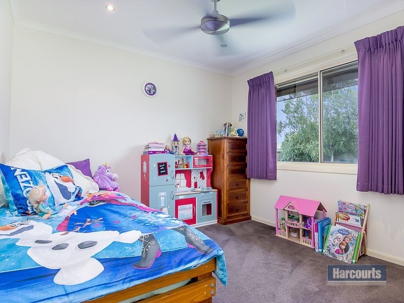 29 Norman Road, Drouin VIC 3818