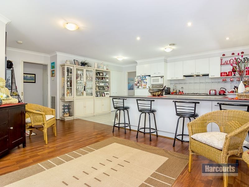 16 Grandview Close, Drouin VIC 3818