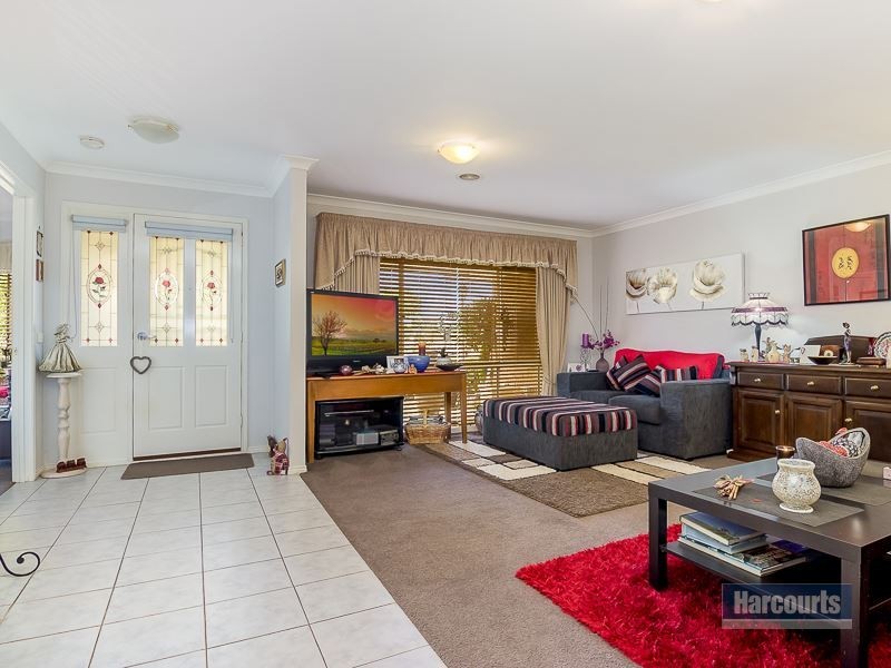 16 Grandview Close, Drouin VIC 3818