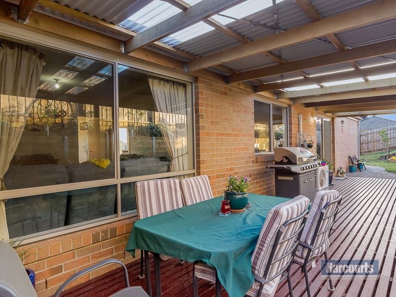 15 Skipton Street, Drouin VIC 3818