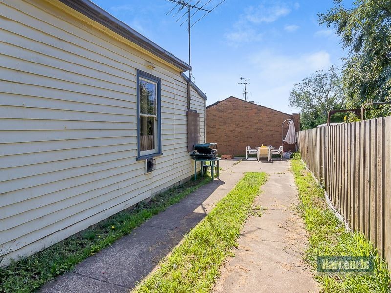 12 Hopetoun Road, Drouin VIC 3818