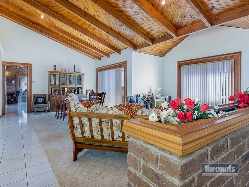 4 Quentin Court, Drouin VIC 3818