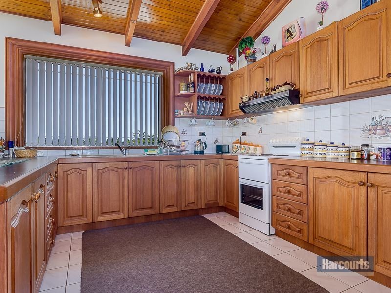 4 Quentin Court, Drouin VIC 3818