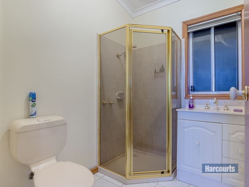 4 Quentin Court, Drouin VIC 3818