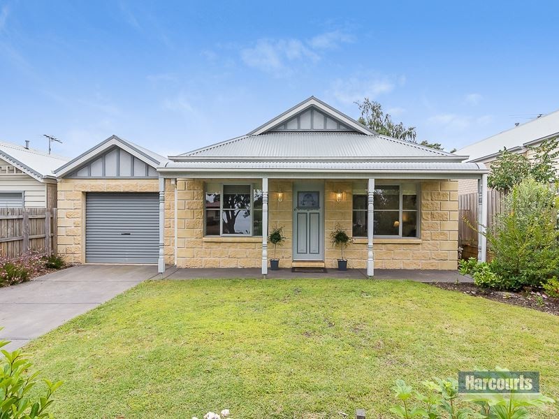 73 Main South Road, Drouin VIC 3818