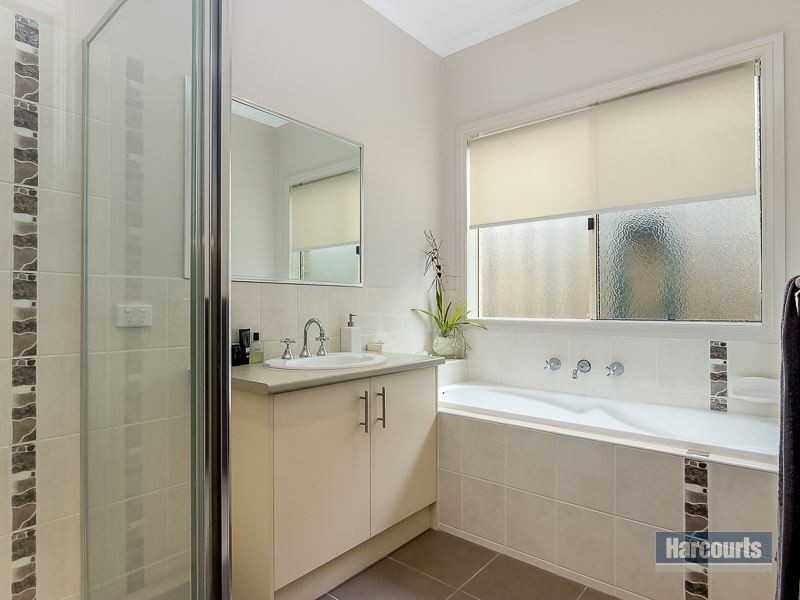 73 Main South Road, Drouin VIC 3818