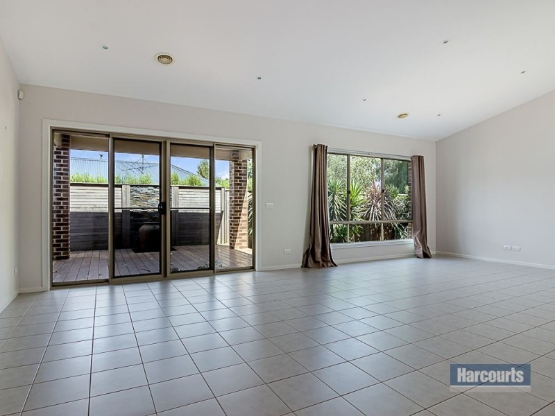 26 Palm Square, Drouin VIC 3818